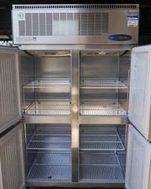 4ドア冷凍冷蔵庫